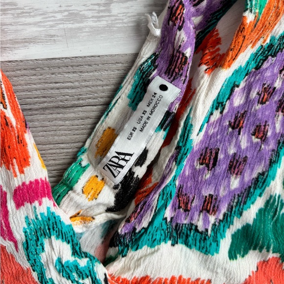 Zara Multicolor Patterned Top - Picture 2 of 5